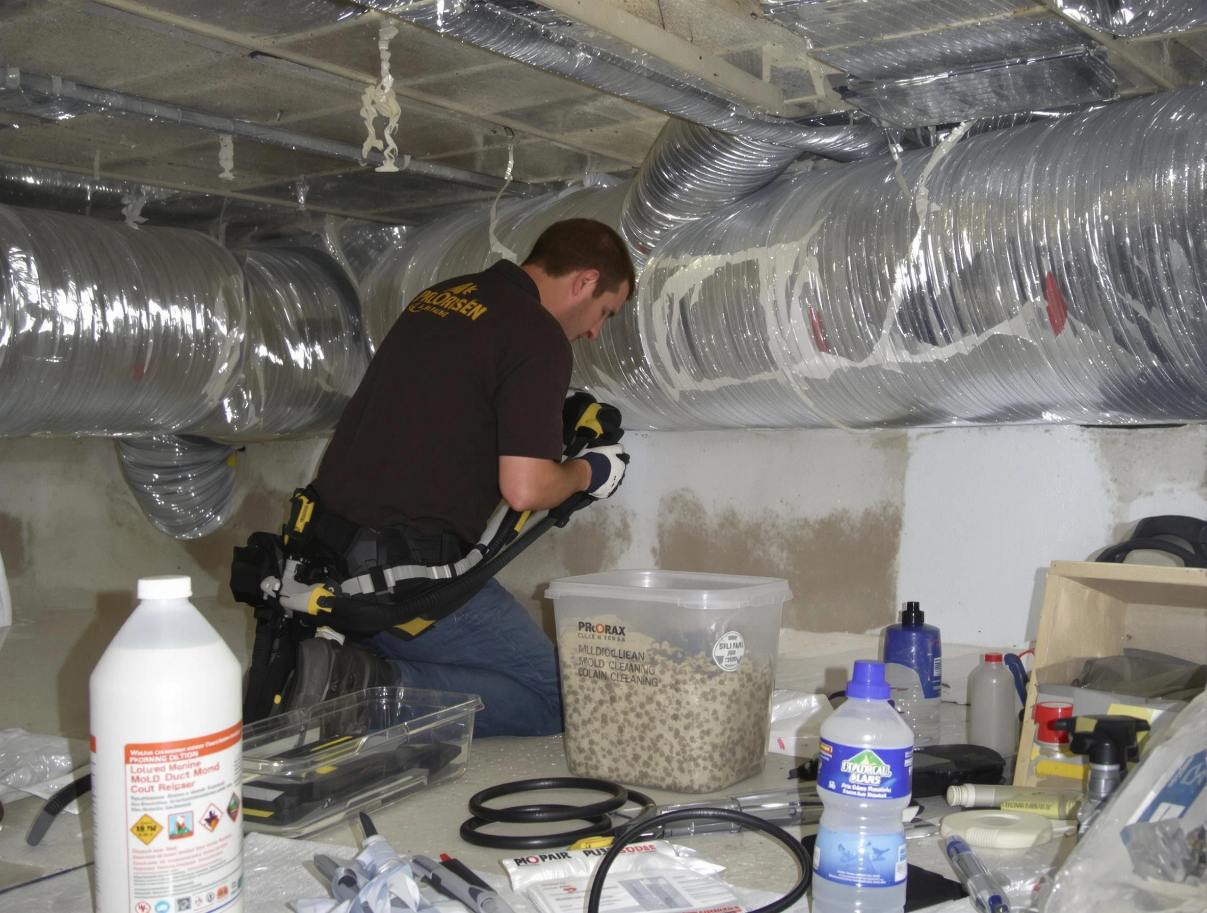 Riverdale Air Duct Cleaning specialist performing professional mold removal from air ducts in Riverdale